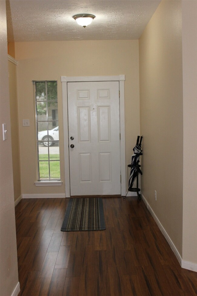 5205 Playa Dr, Pearland, TX 77584 - photo 7