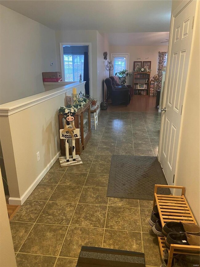 1867 Black Oak Dr, Farmington, MO 63640 - photo 5