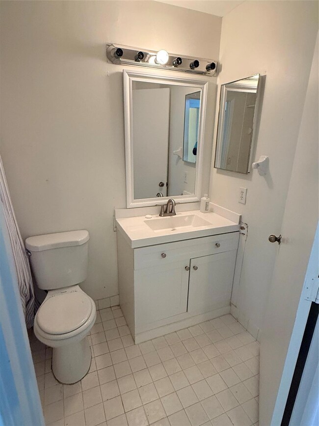 3380 NW 78th Ave, Margate, FL 33063 - photo 2