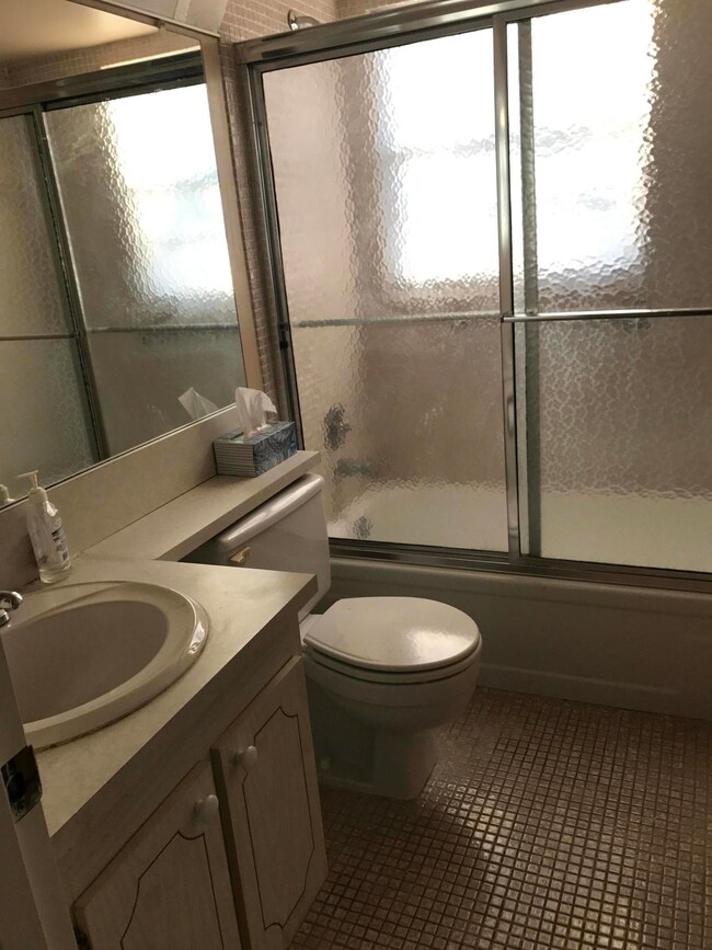 15 Dorset A, Boca Raton, FL 33434 - photo 6