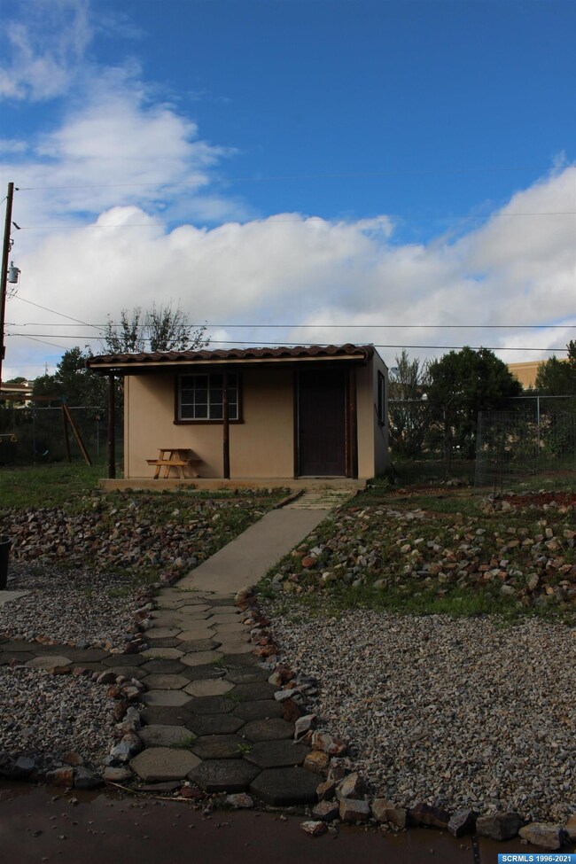 11 Rosewood Cir unit 4, Silver City, NM 88061 - photo 5