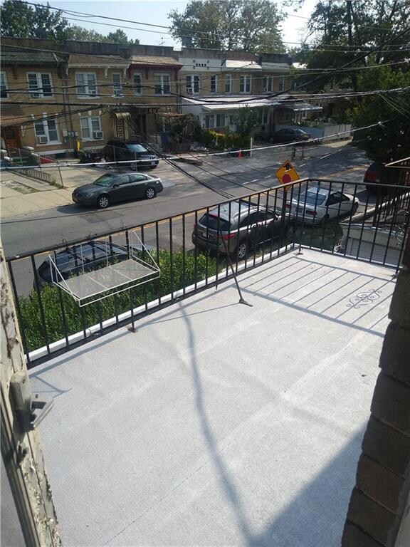 8517 91st Ave, Woodhaven, NY 11421 - photo 3