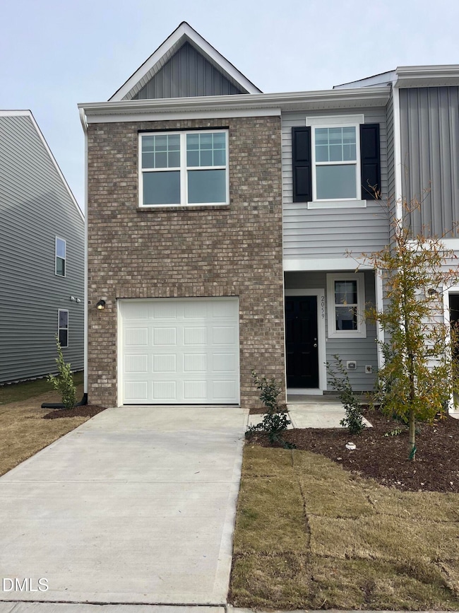 2059 Glen Crossing Dr, Durham, NC 27704 - photo 2