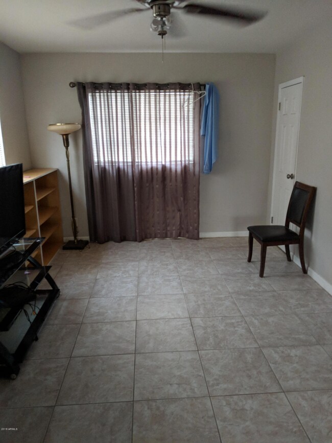37st bedroom