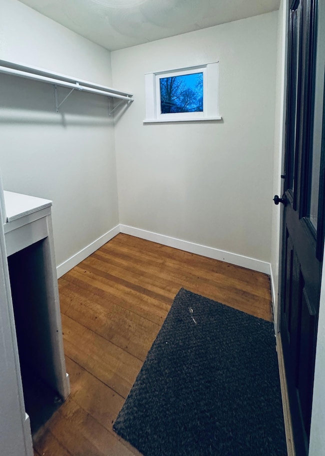 226 W Wyoming St, Redwood Falls, MN 56283 - photo 6