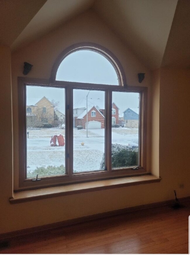 3903 Streamwood Dr, Hazel Crest, IL 60429 - photo 6