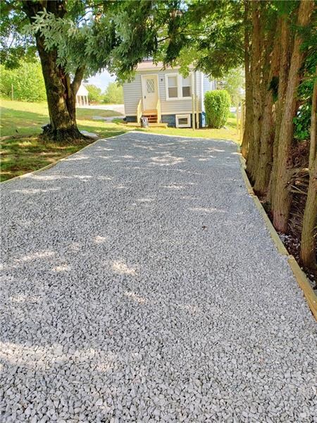 615 Stutzman Rd, Indiana, PA 15701 - photo 3