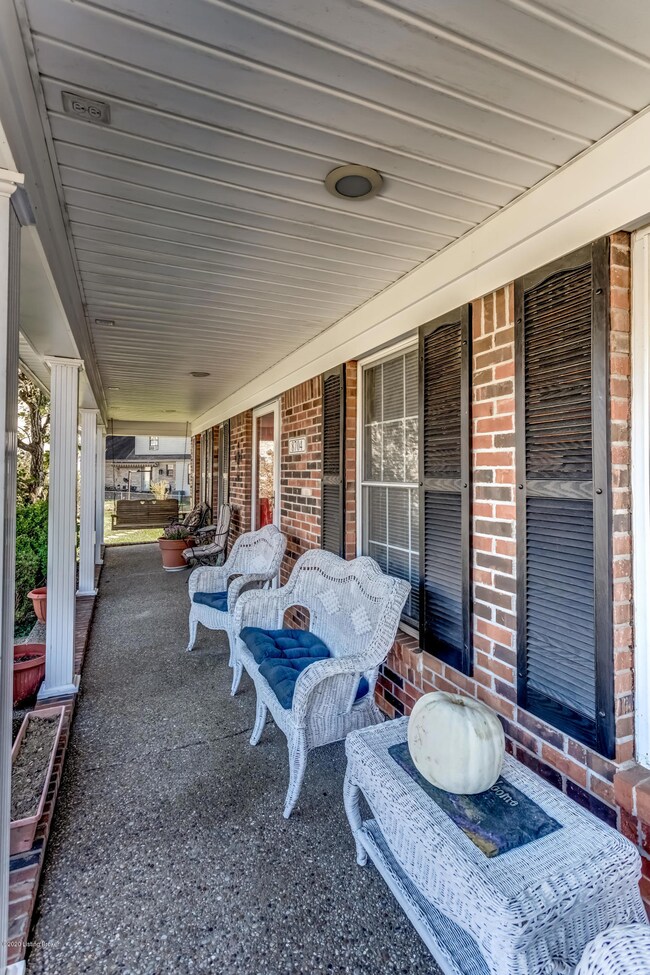 8704 Nansen Ct, Louisville, KY 40228 - photo 6