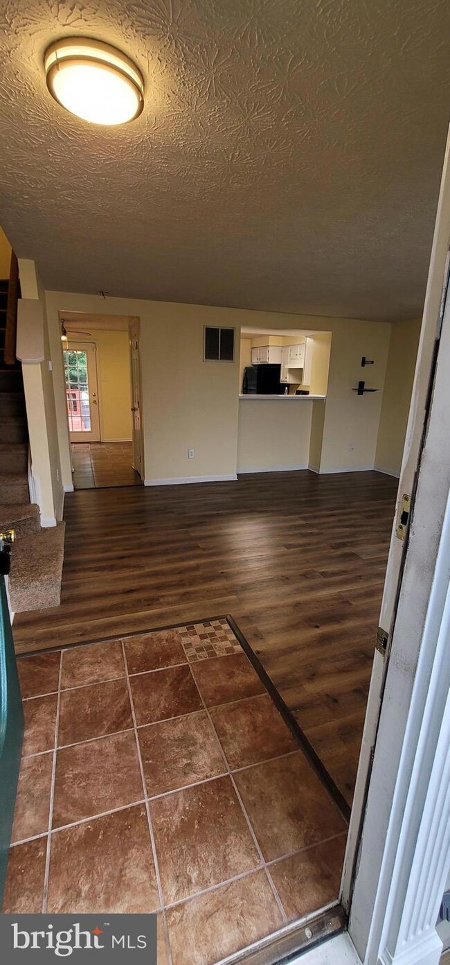 28 N Merriment Dr, Newark, DE 19702 - photo 4