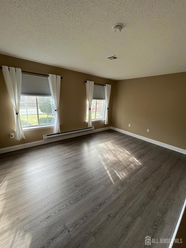 572 Nutley Dr unit B, Monroe Township, NJ 08831 - photo 4