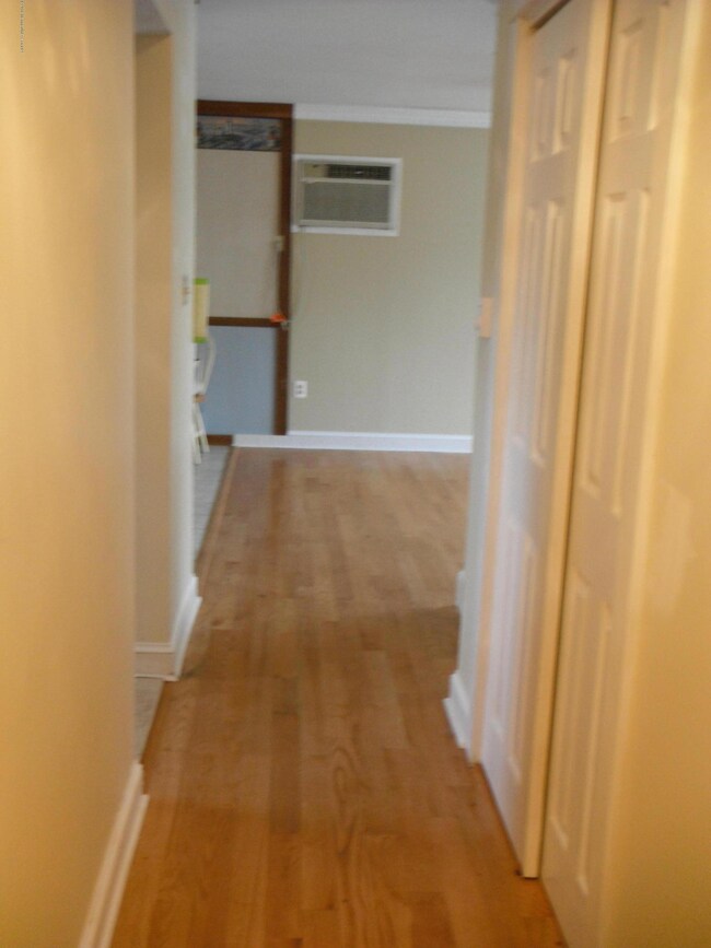 137 Gunwale Rd, Manahawkin, NJ 08050 - photo 5