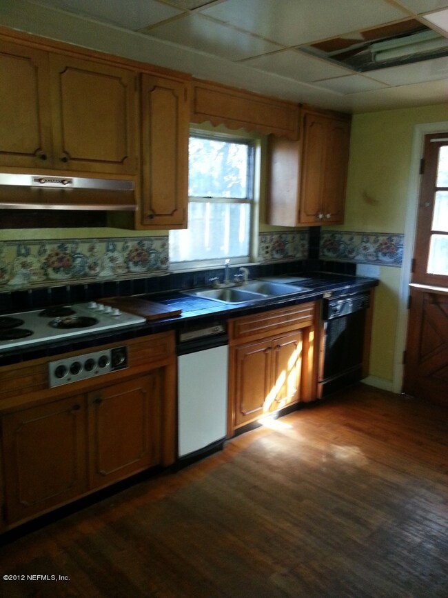 2709 Parental Home Rd, Jacksonville, FL 32216 - photo 7