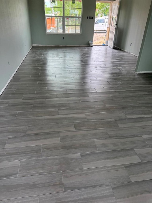 846 Calle Frente unit n/a, Eagle Pass, TX 78852 - photo 2