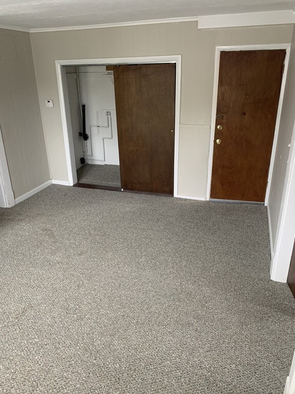 671 Springfield St unit C, Feeding Hills, MA 01030 - photo 7