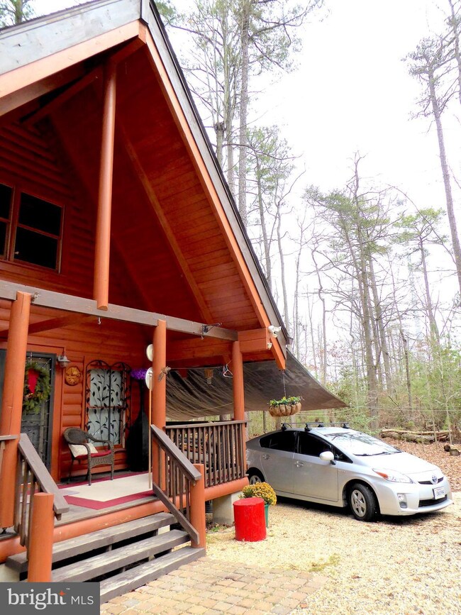 481 Monroe Bay Cir, Colonial Beach, VA 22443 - photo 3