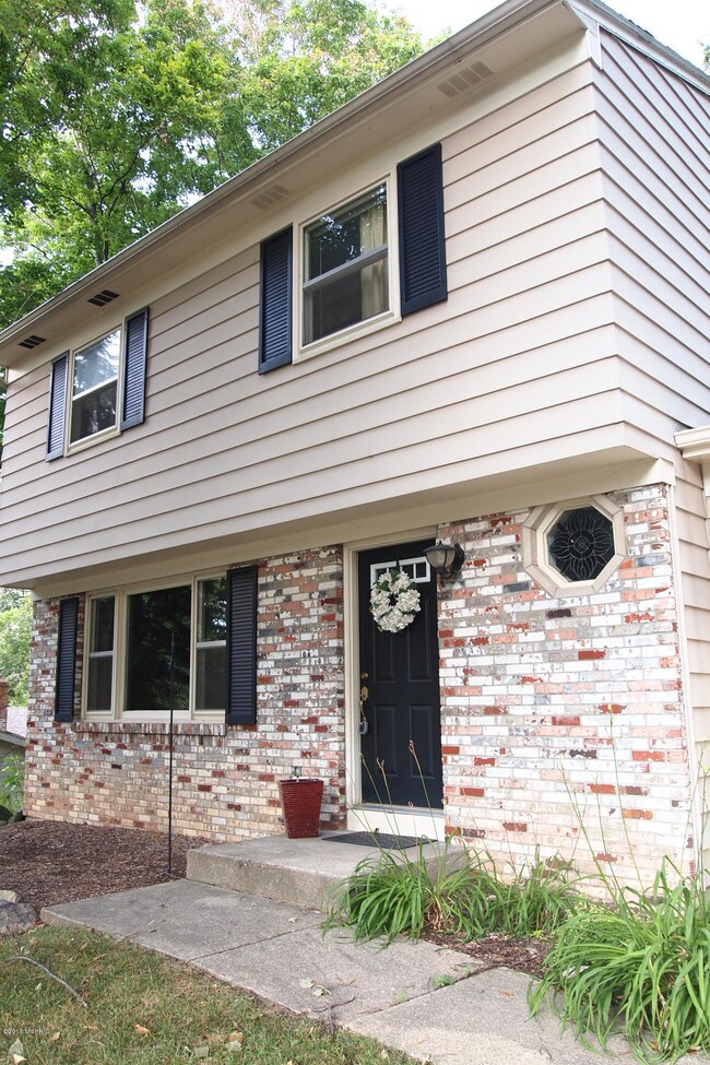 8642 Gardendale Ave SW, Byron Center, MI 49315 - photo 2