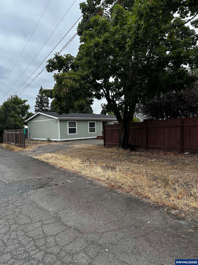 425 B St, Silverton, OR 97381 - photo 5