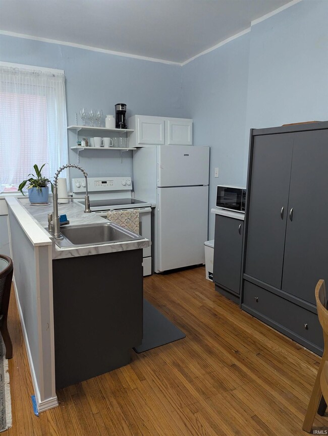 204 Eel River Ave, Logansport, IN 46947 - photo 5