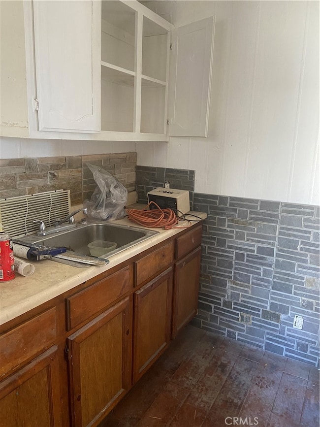 12116 S Willowbrook Ave, Compton, CA 90222 - photo 3