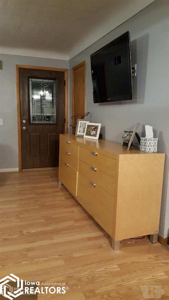 615 E Clay St, Osceola, IA 50213 - photo 3