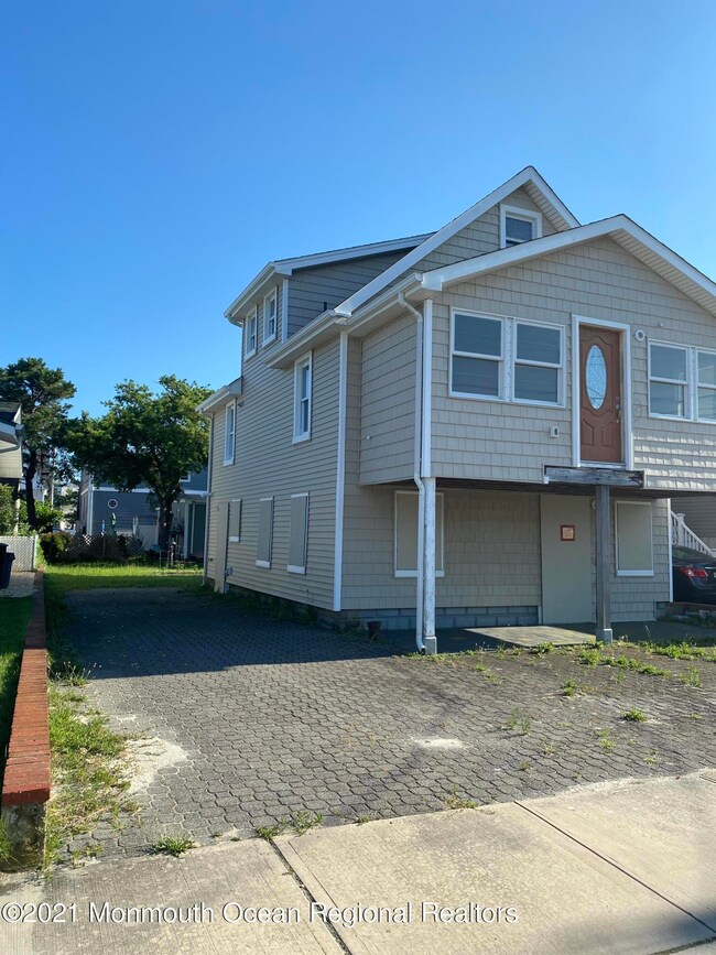 115 L St unit 17, Seaside Park, NJ 08752 - photo 2