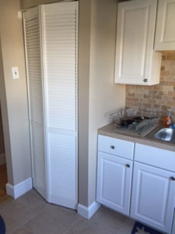 85 Maple Ave unit 2, Middletown, RI 02842 - photo 5