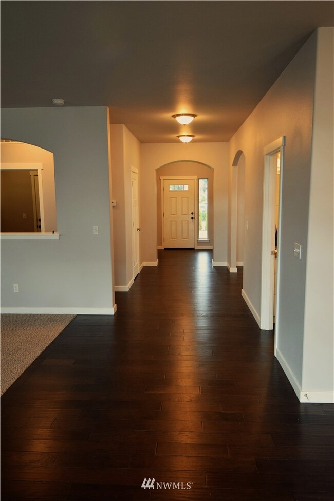 9349 Prairie Wind St SE, Yelm, WA 98597 - photo 3