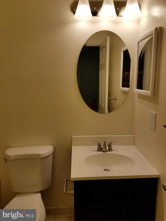 7311 Eden Brook Dr, Columbia, MD 21046 - photo 6