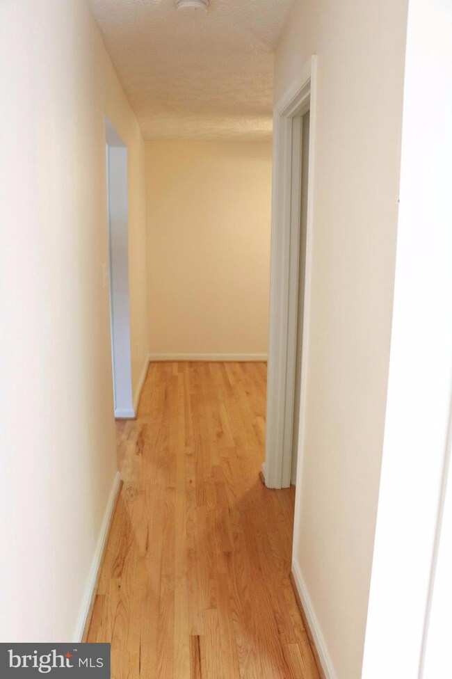 9446 Fens Hollow, Laurel, MD 20723 - photo 7