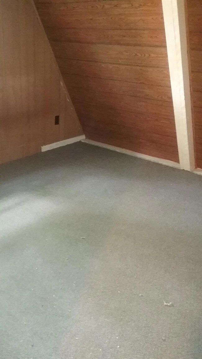 89 Chalet Dr, Manchester, TN 37355 - photo 5