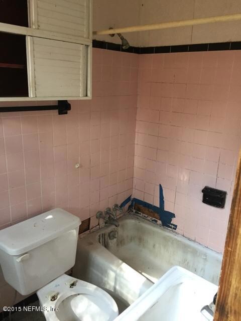 4354 Woodmere St, Jacksonville, FL 32210 - photo 6