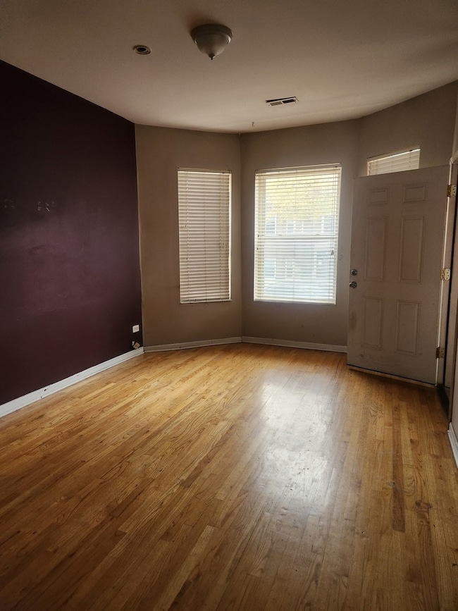 3342 W Crystal St, Chicago, IL 60651 - photo 5