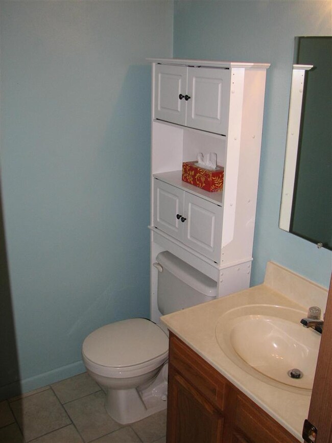 471 Woodrush Ct NW unit 16, Comstock Park, MI 49321 - photo 6