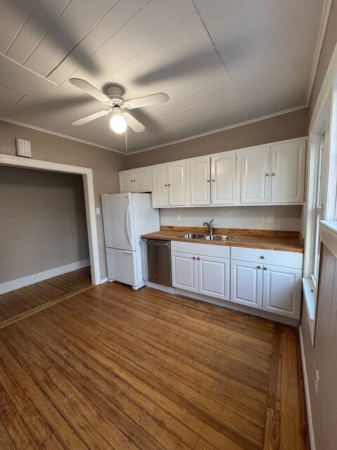 645 East Ave unit 2nd, Pawtucket, RI 02860 - photo 3