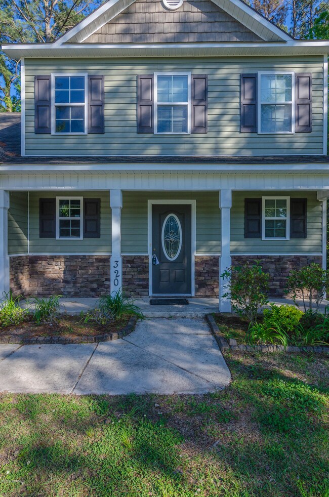 320 Lakewood Dr, Jacksonville, NC 28546 - photo 7