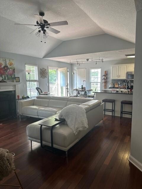 21317 E 51st St S, Blue Springs, MO 64015 - photo 2