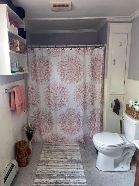 Unit 1, bathroom