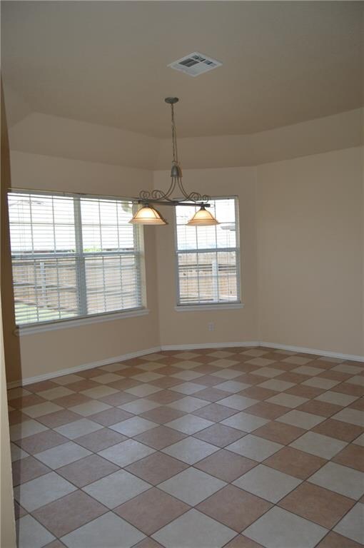 Large dining area 10x12