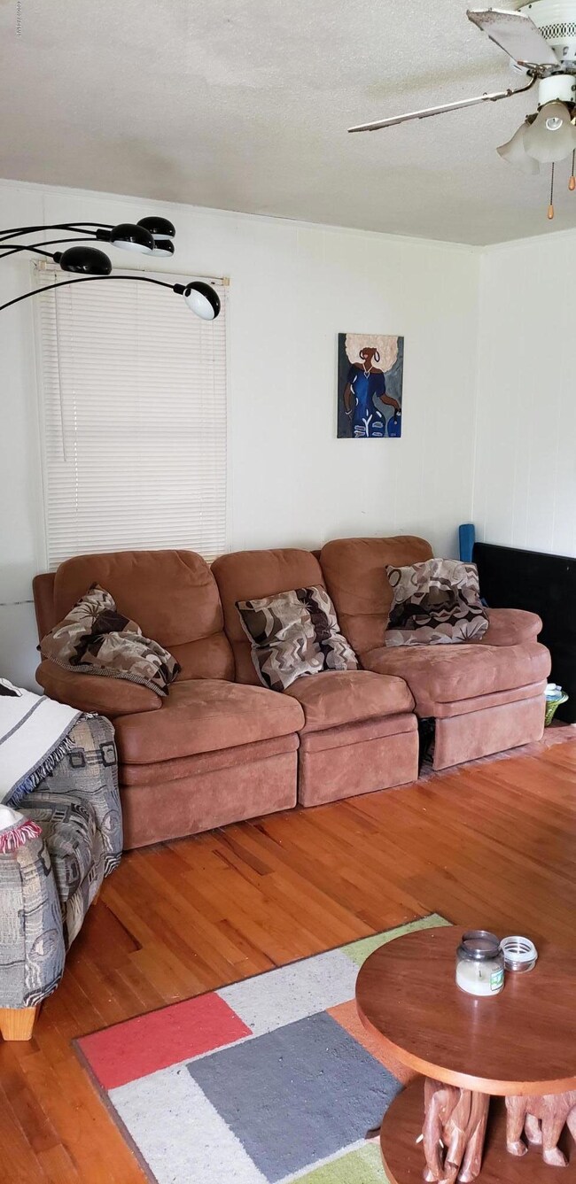 1112 lowcountry hwy pic 2