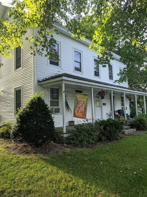 14 Mechanic St, Monson, MA 01057 - photo 2