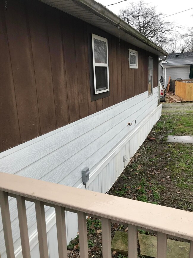 150 Elpis St, Lebanon Junction, KY 40150 - photo 7