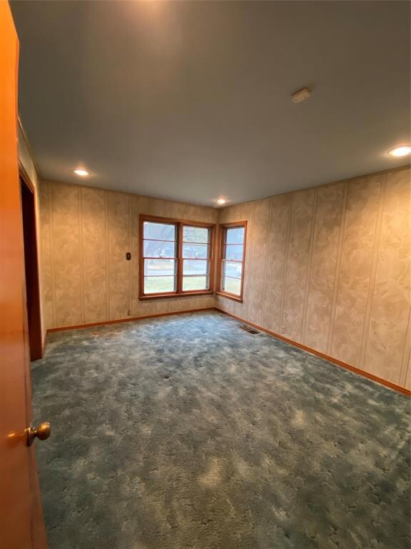 1201 Whaley Dr, Gainesville, TX 76240 - photo 6