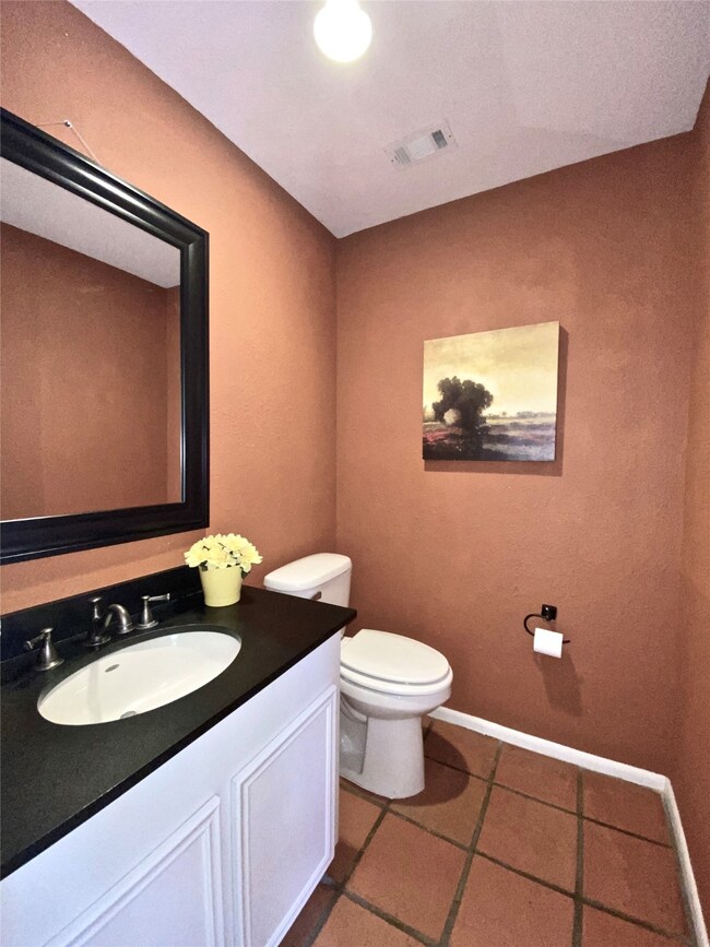 2519 Oak Dr, Bay City, TX 77414 - photo 5