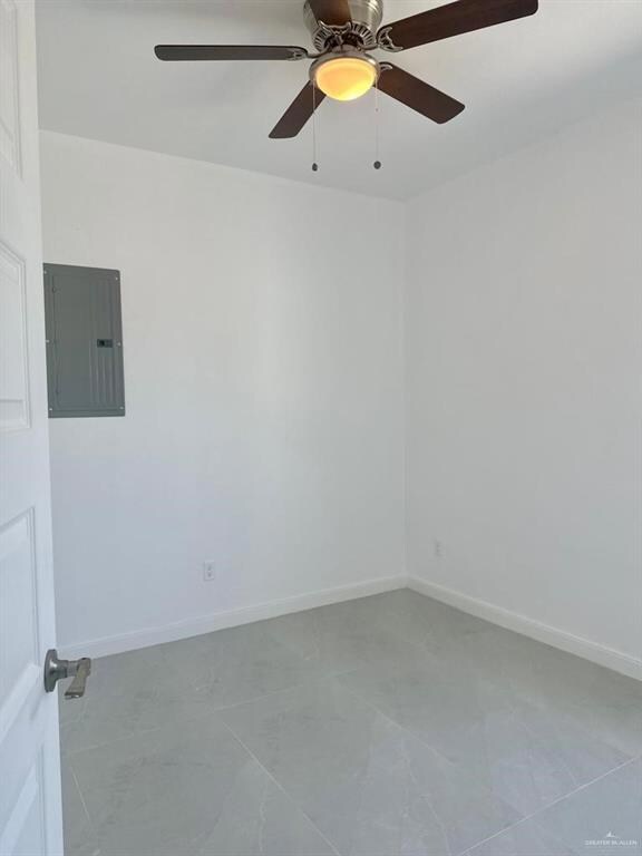 157 E Irvine Ave, Alamo, TX 78516 - photo 7