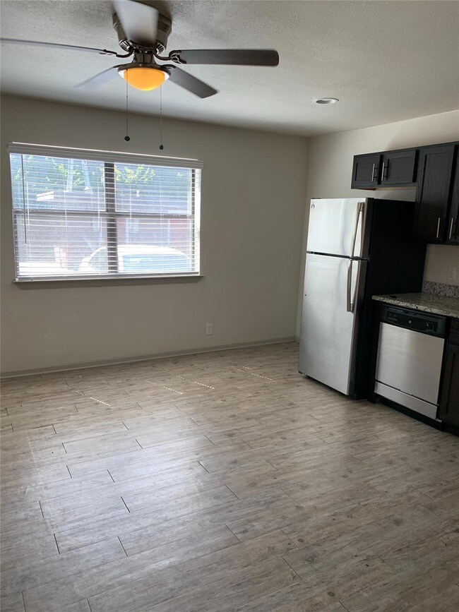 4710 Munger Ave unit 107, Dallas, TX 75204 - photo 7