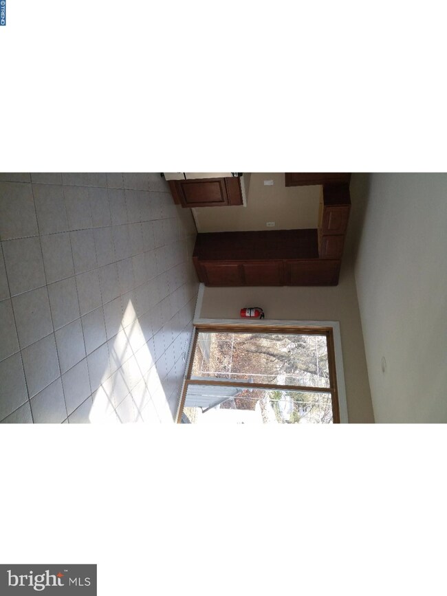 211 S Columbia St, Woodbury, NJ 08096 - photo 7