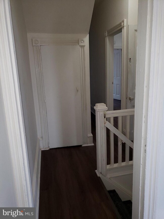 108 W Douglass St unit 2, Reading, PA 19601 - photo 5