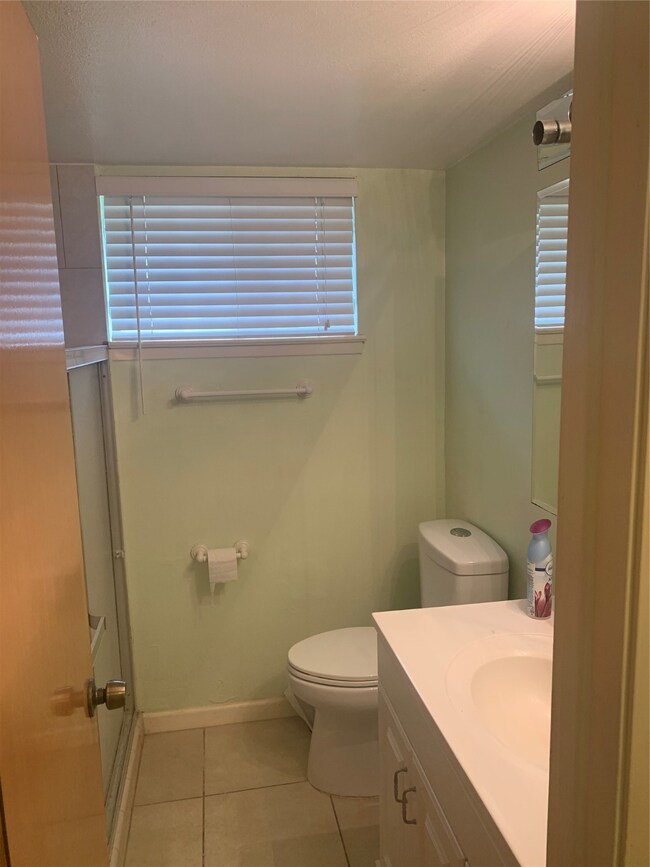 3810 Castledale Dr, Houston, TX 77093 - photo 5