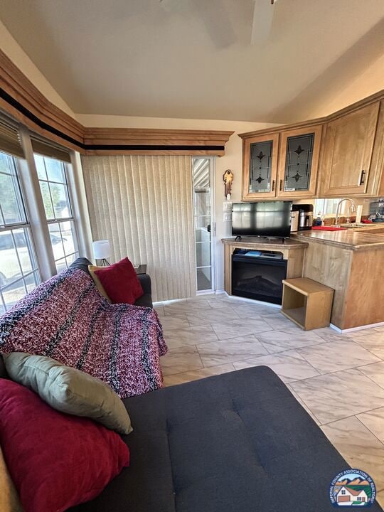 1716 Sunbeam Lake Dr, El Centro, CA 92243 - photo 4