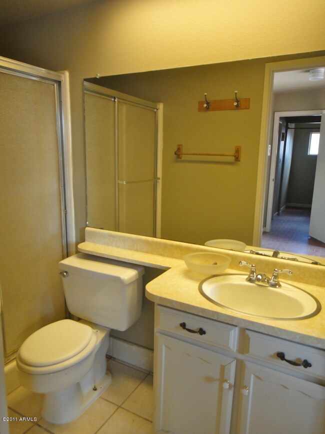 8319 W Devonshire Ave, Phoenix, AZ 85037 - photo 6